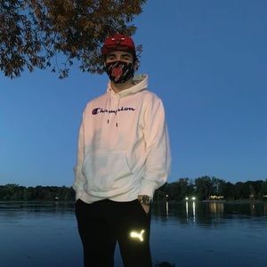 Meet your Posher, Nicolas